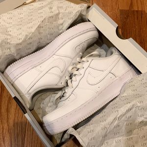 Air Force 1 (GS) in White
